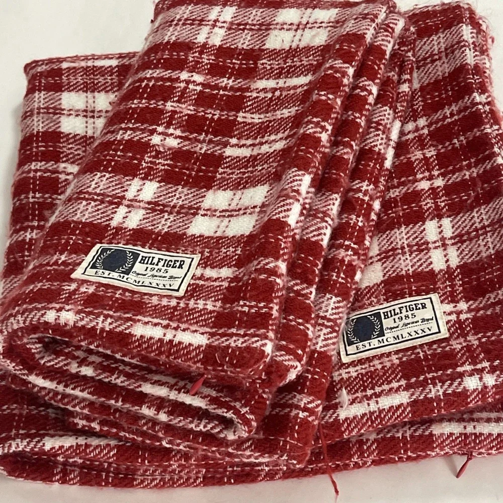 READ TOMMY HILFIGER 24x24 Throw Pillow‎ Cases ONLY Red White Plaid Cottage Guest